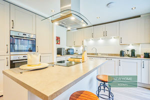 Photo 26- click for photo gallery